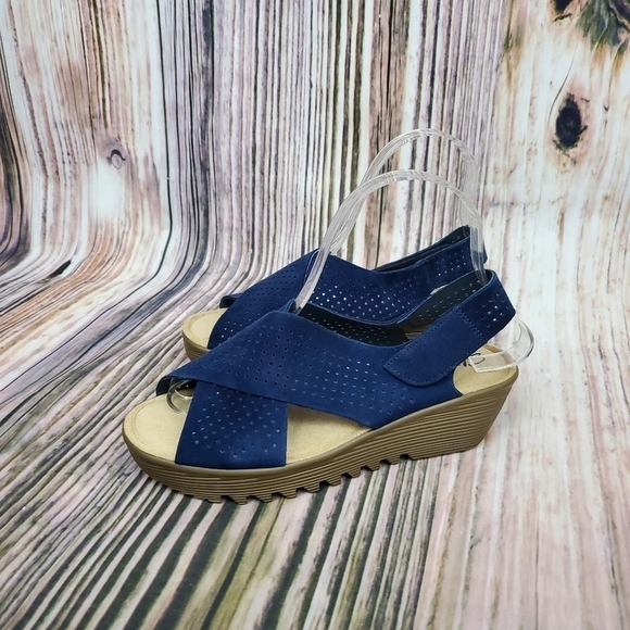 Skechers Perforated Suede Slingback Demi Sandals Blue Size 6 - Picture 7 of 12